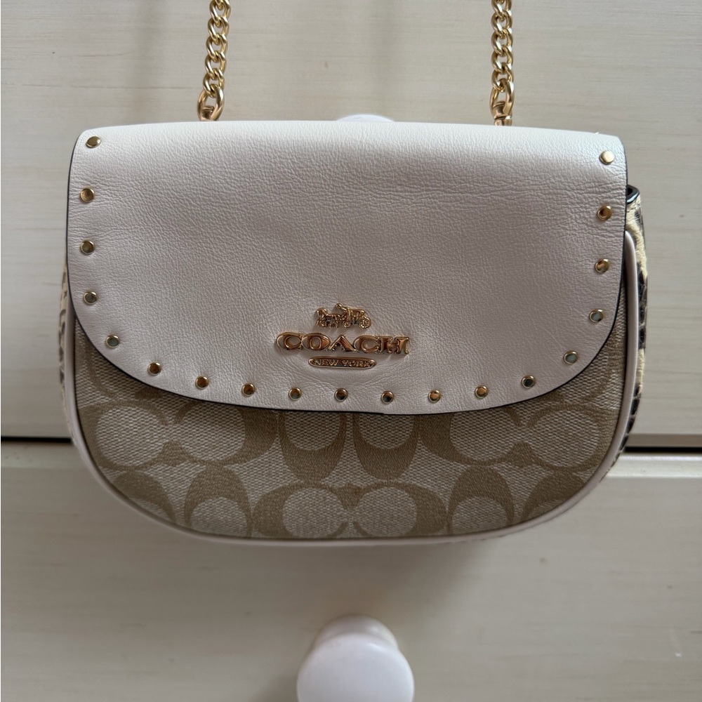 Coach Purse - Picture 3 of 13